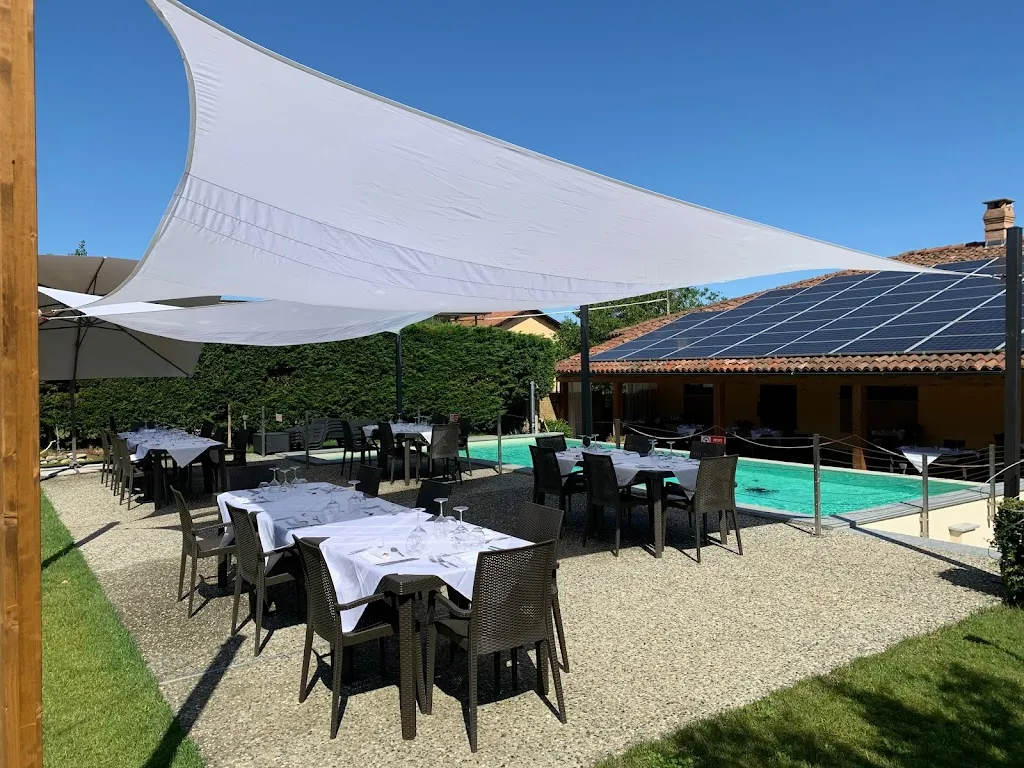 Trattoria del Pozzo restaurant in Cortiglione