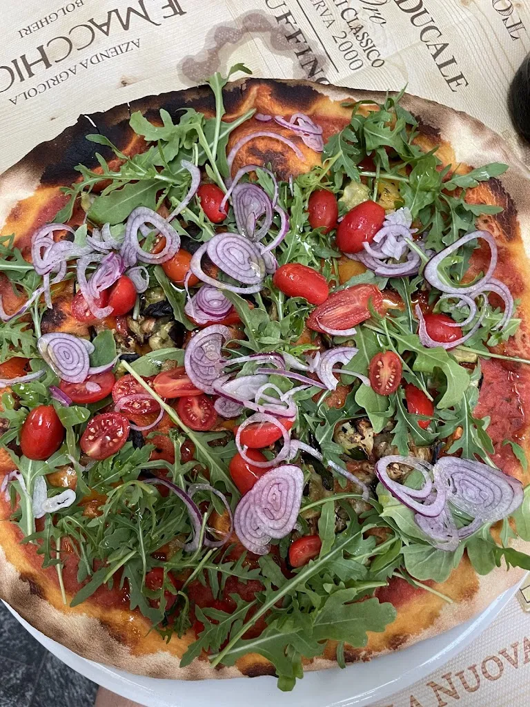 Rhonda Fletcher-Leonetti_Pizzeria Dal Bandi_Cortemilia_review