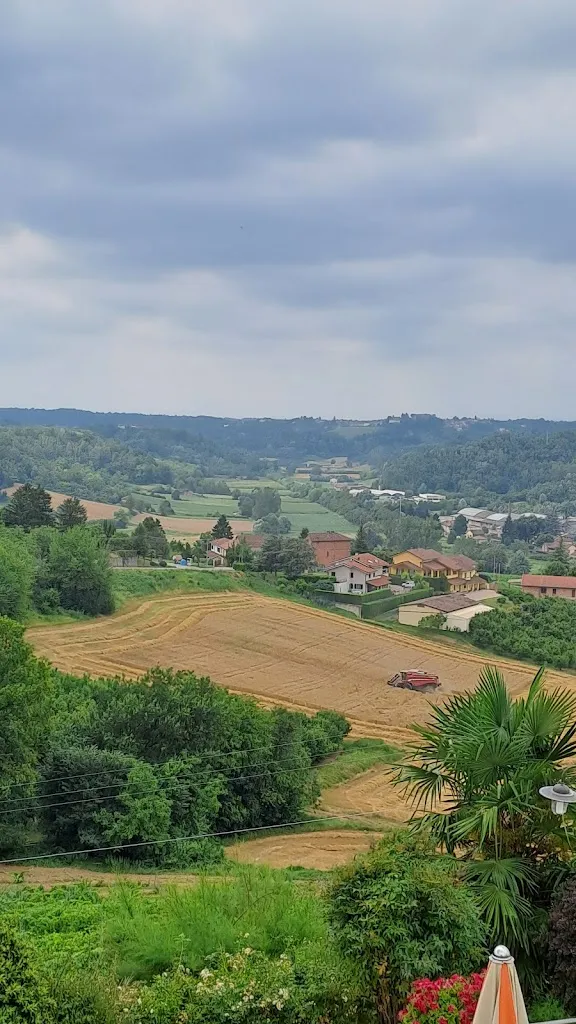 Lucia Scala_Il Pozzo Fiorito_Cossombrato_review