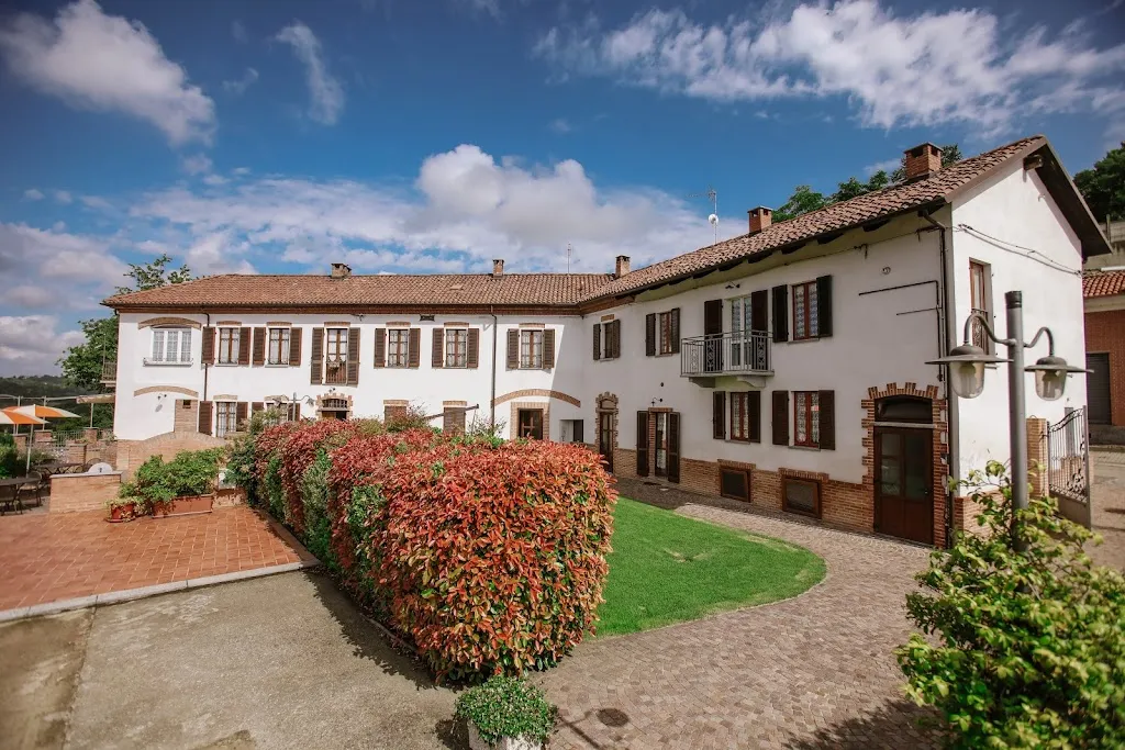 Il Pozzo Fiorito_Cossombrato_slider_image_3