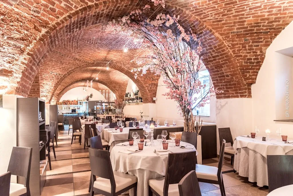 Ristorante Le 4 stagioni di Casa Sassone_Costiglione Saluzzo_slider_image_1