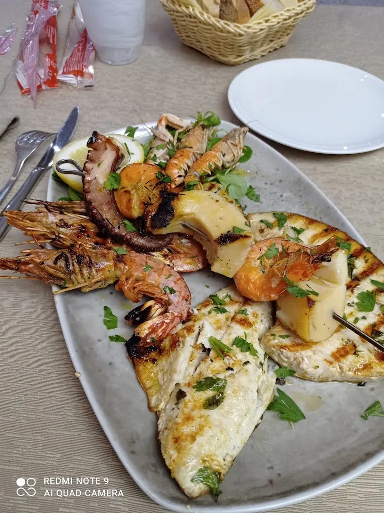 Roberto Barra_Cobra bar pizzeria ristorante_Costiglione Saluzzo_review