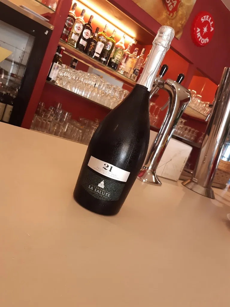 Cobra bar pizzeria ristorante_Costiglione Saluzzo_slider_image_3