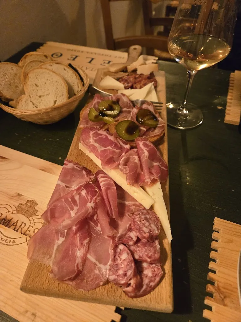 Hari_Brillo parlante wine bar_Ceglie Messapica_review