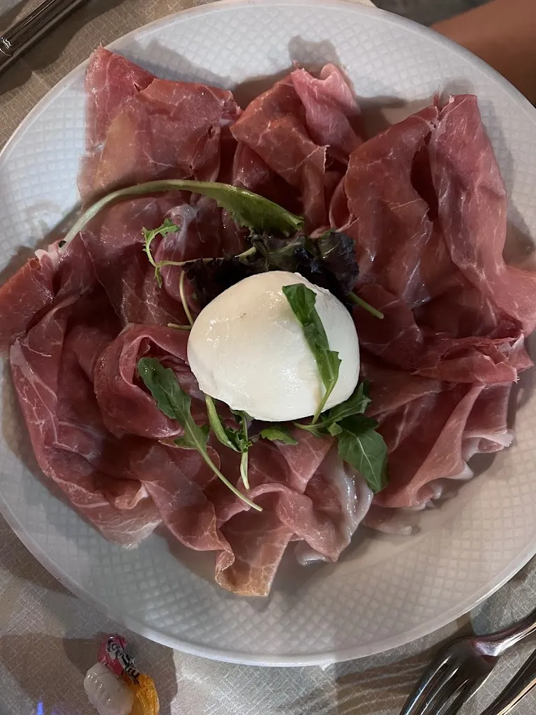 Bart Carbonnelle_Bar Ristorante Vetta_Cremolino_review