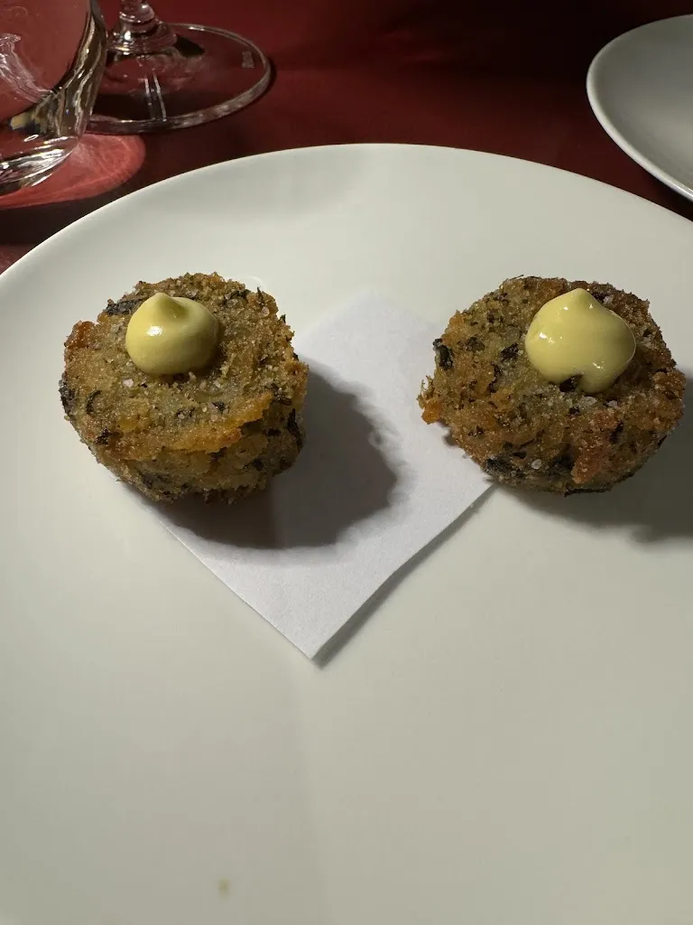 Kelly Davino_Mirepuà_Cremolino_review