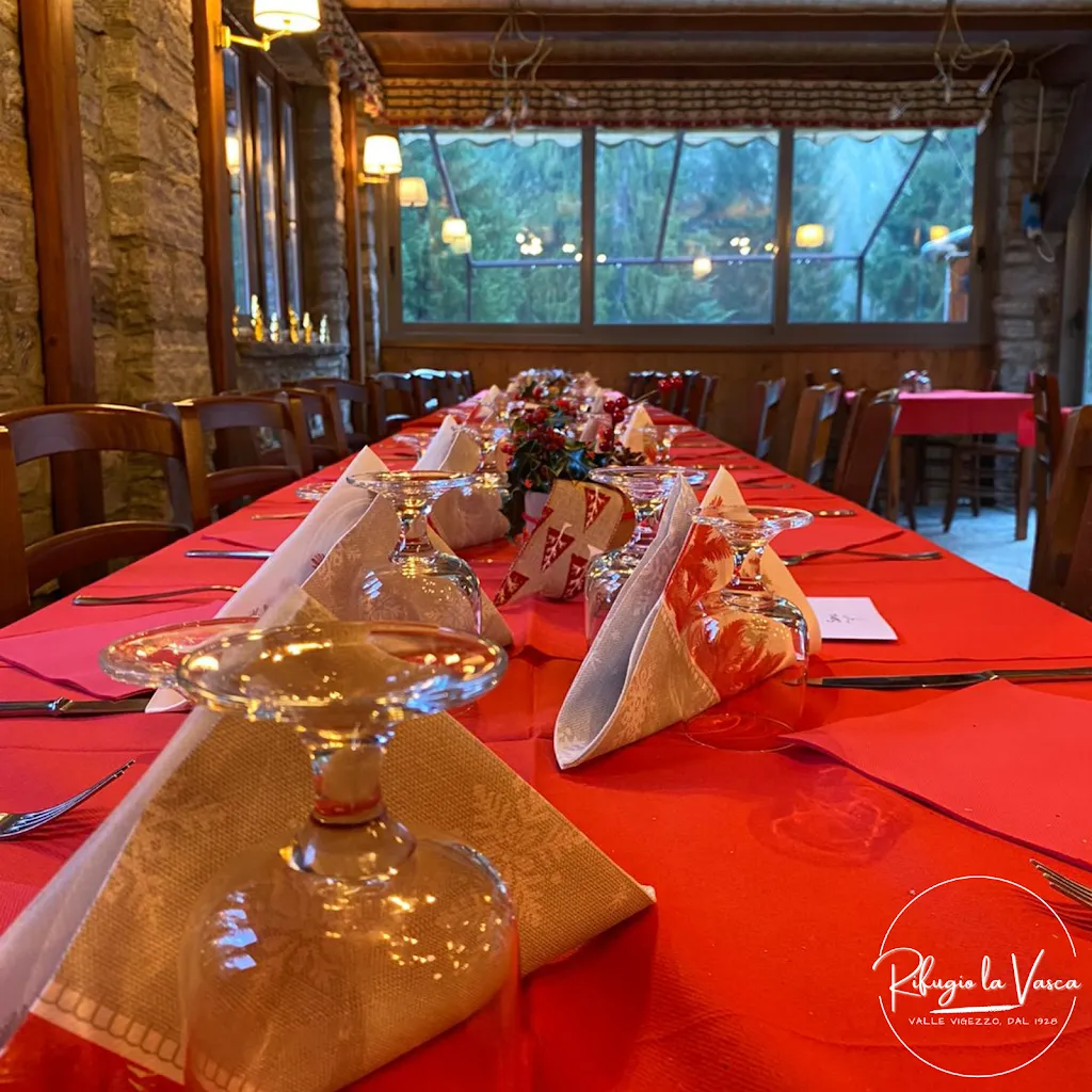 Rifugio la Vasca restaurant in Craveggia
