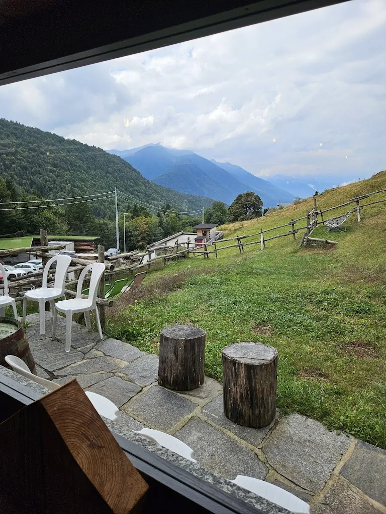 Rifugio Il Camoscio_Craveggia_slider_image_3