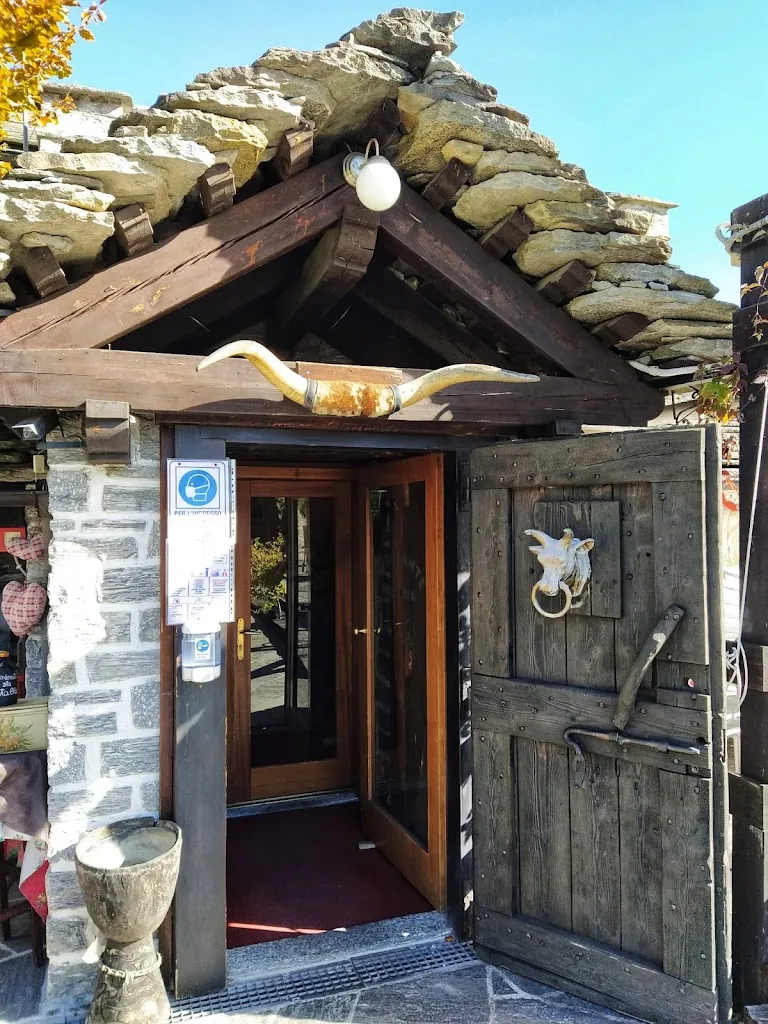 Ioannis_La Stalla_Craveggia_review