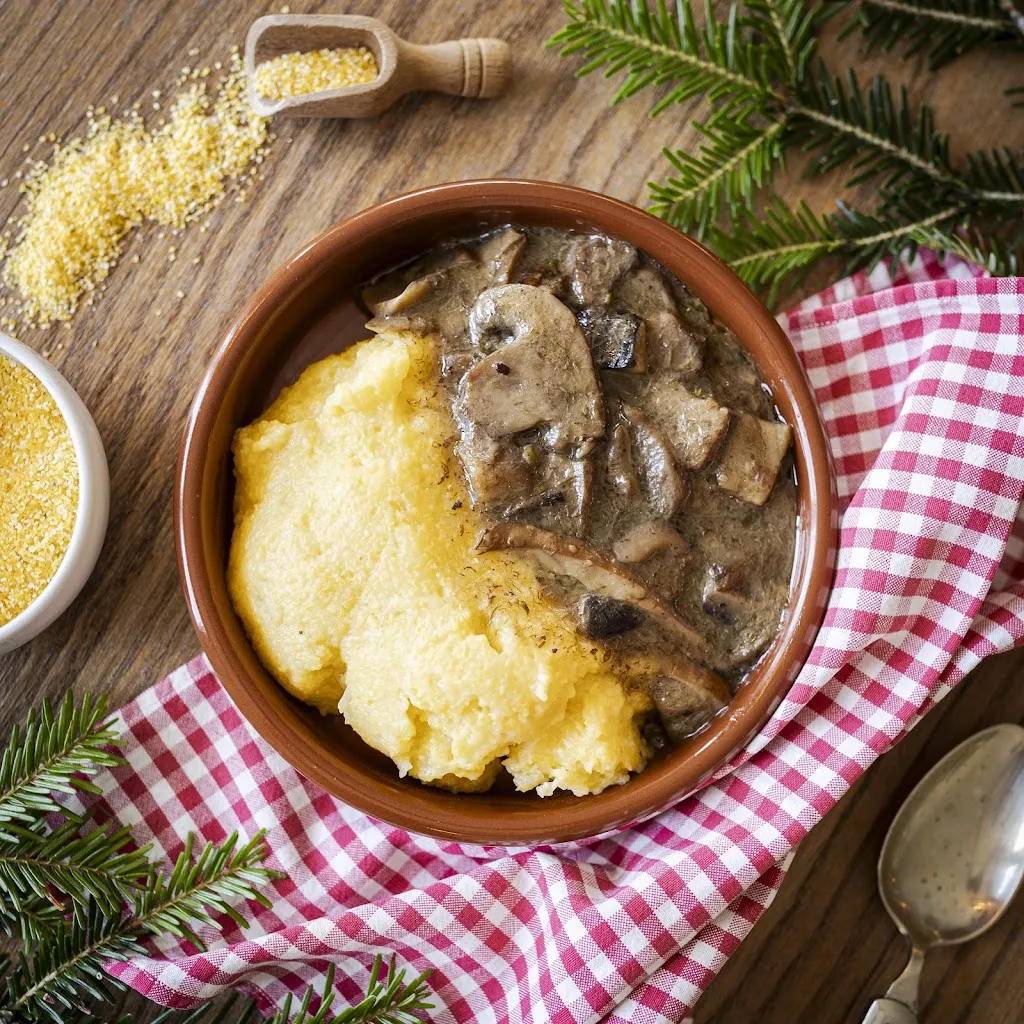 Ristoro di montagna - La Tana_Craveggia_slider_image_3