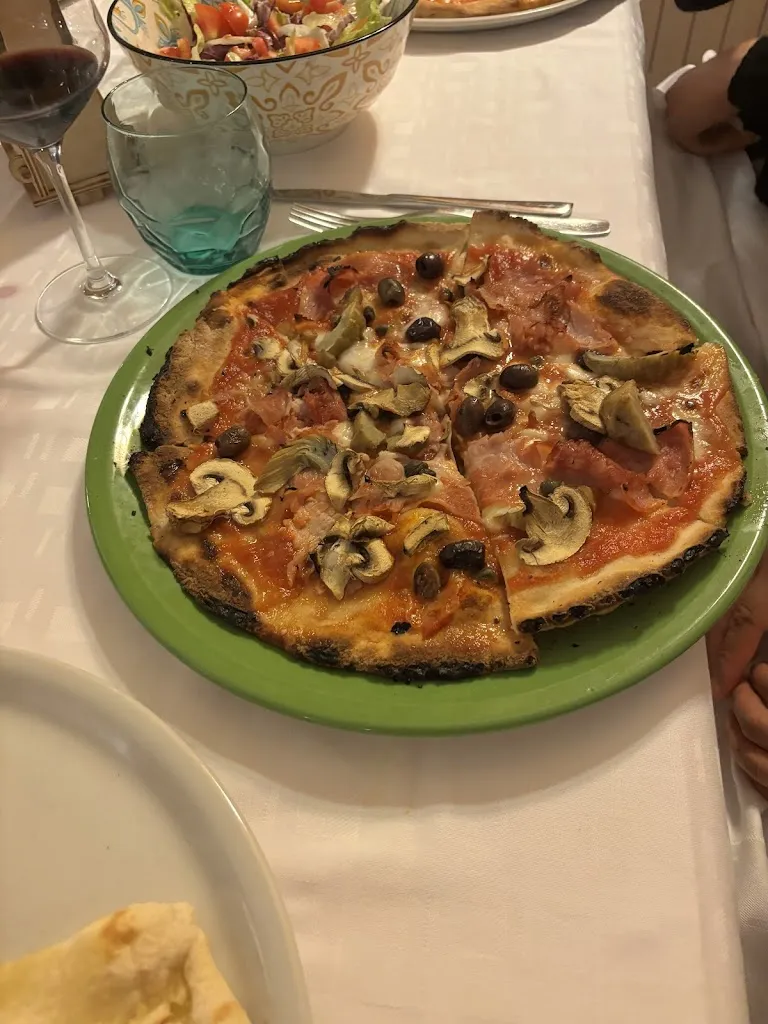 Guy Langevin_Montevicoli_Ceglie Messapica_reseña