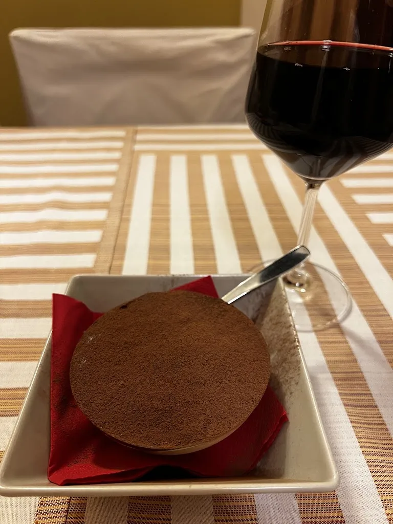 Matt C_Montevicoli_Ceglie Messapica_reseña