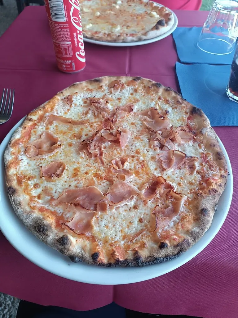 Robin Maďar_La Mimosa_Crevoladossola_review