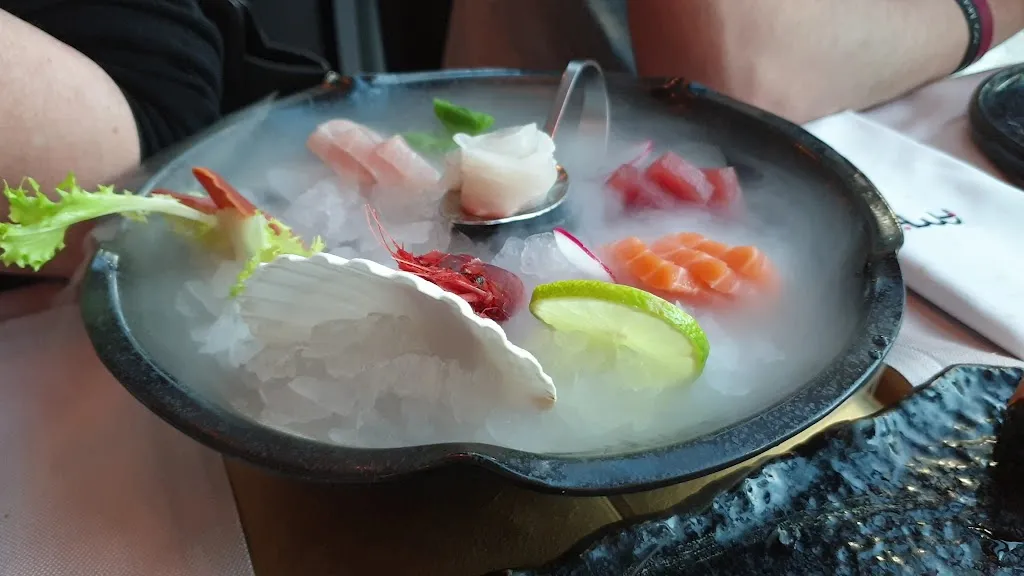 Amy Sushi Crevoladossola_Crevoladossola_slider_image_2