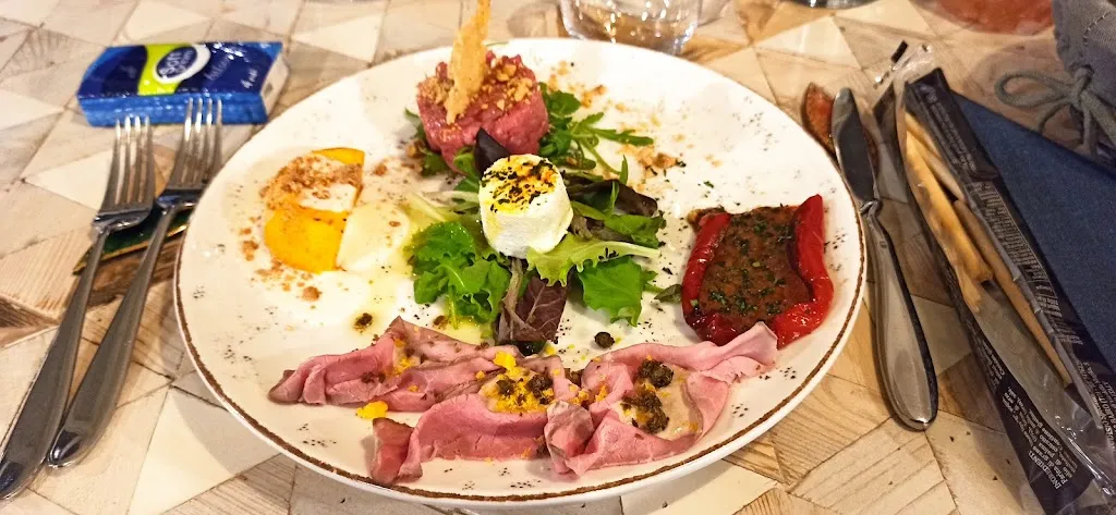 Emilio Viviani_Agriturismo Il Tarassaco_Cuceglio_review