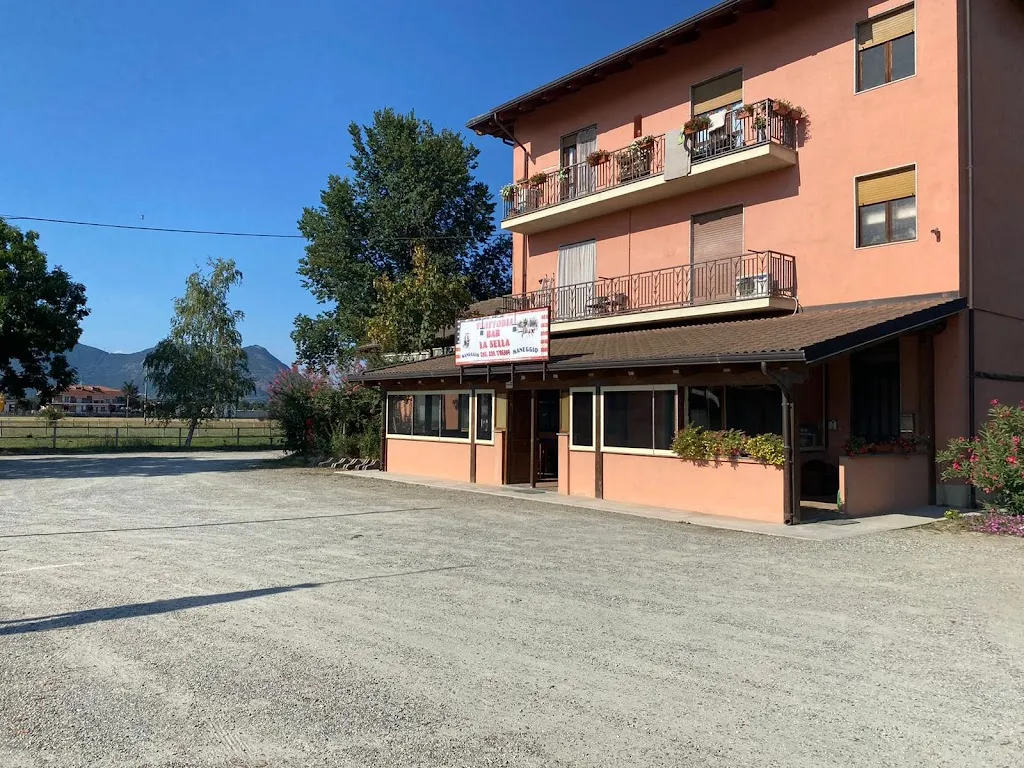 Trattoria La Sella_Cumiana_slider_image_3