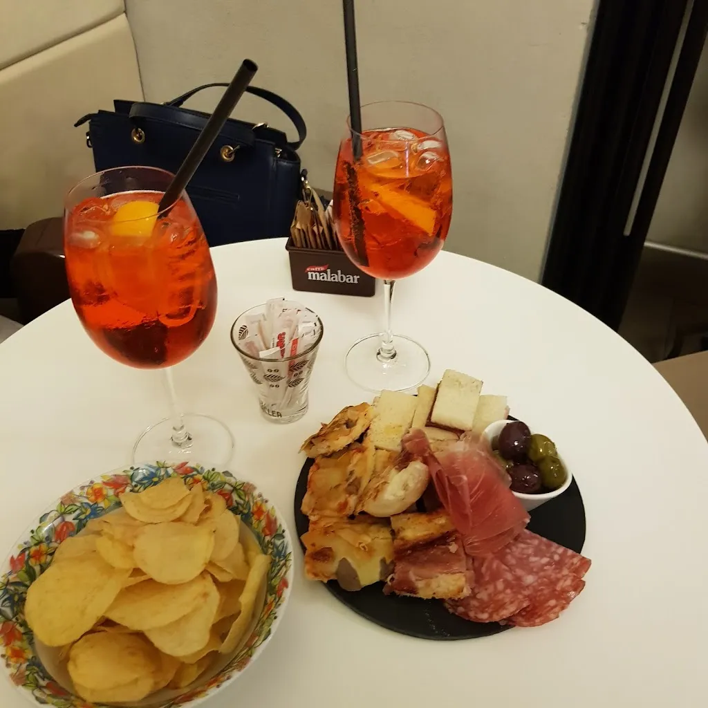 Tiziana Arizio_Bar C'era una volta Elsa_Cuorgnè_review