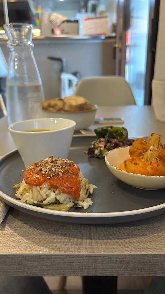 Effeci_Ninføød_Cuneo_review