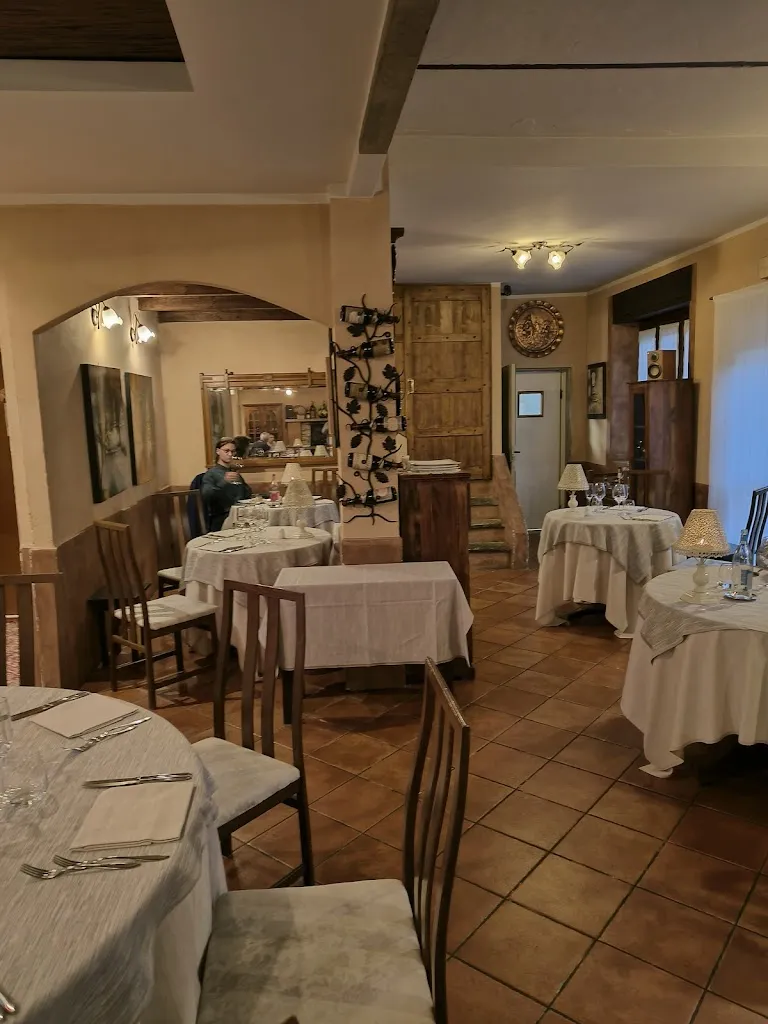 Ristorante Sapor di Vino Veruno località Revislate. (Novara) restaurant in Divignano