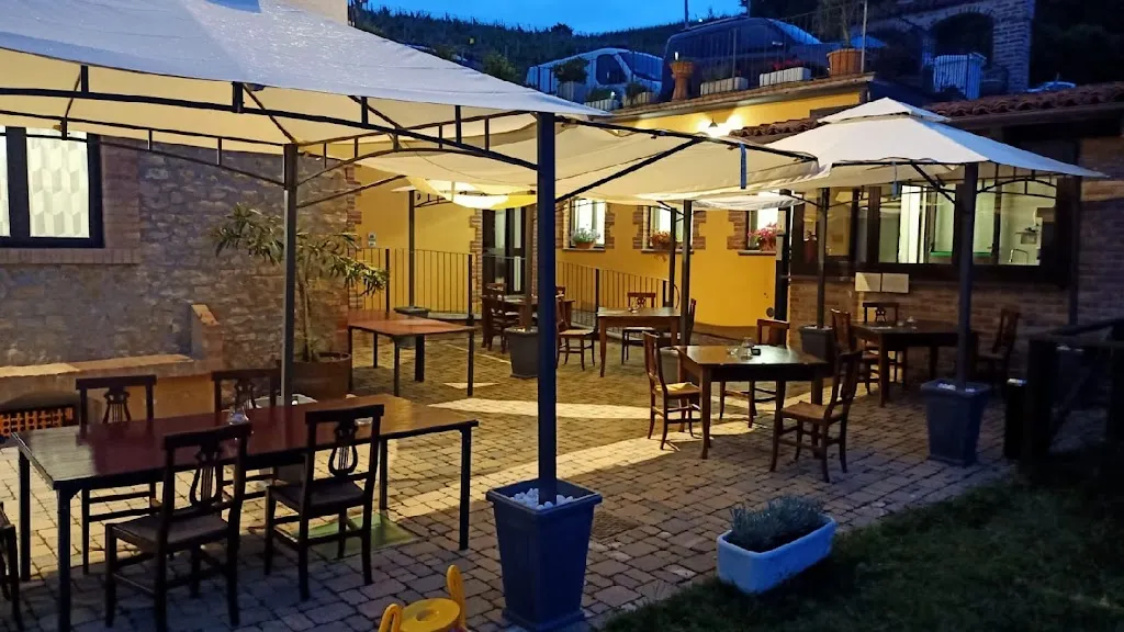 Il Ritrovo Dei Golosi restaurant in Diano d'Alba