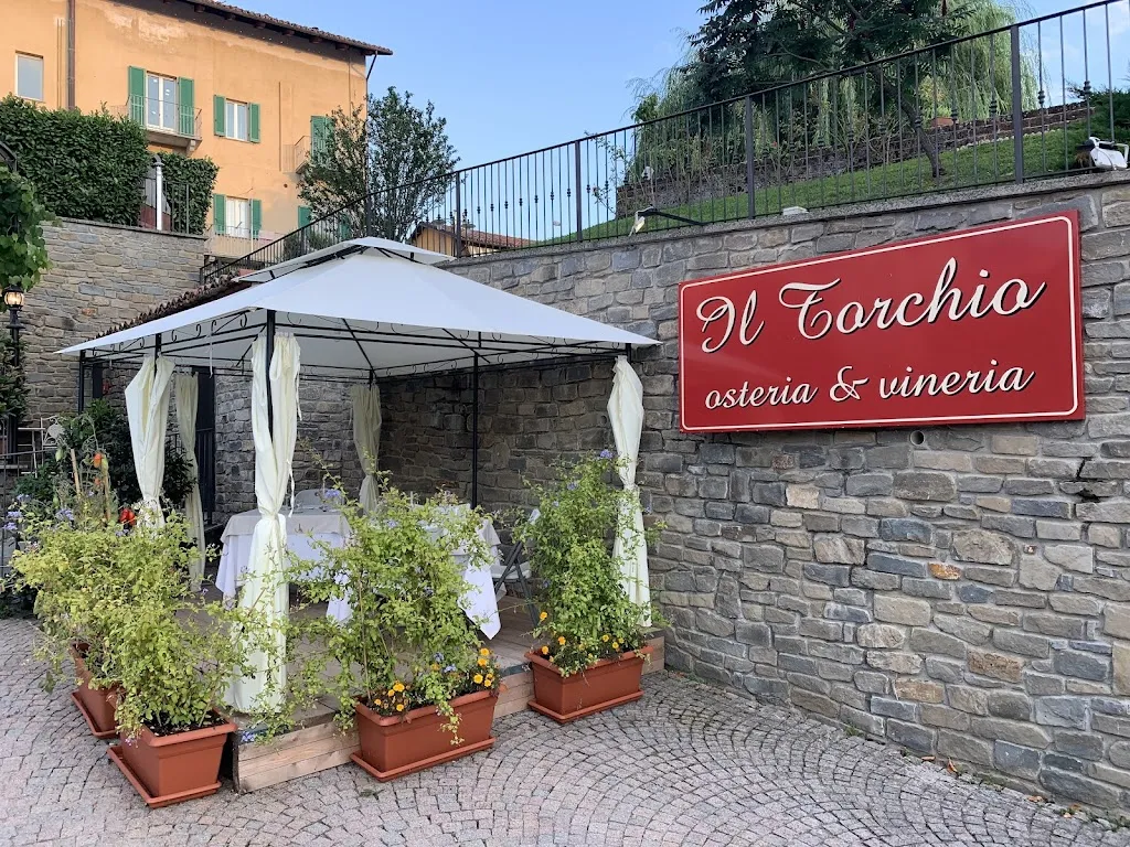 Osteria Vineria Il Torchio restaurant in Dogliani