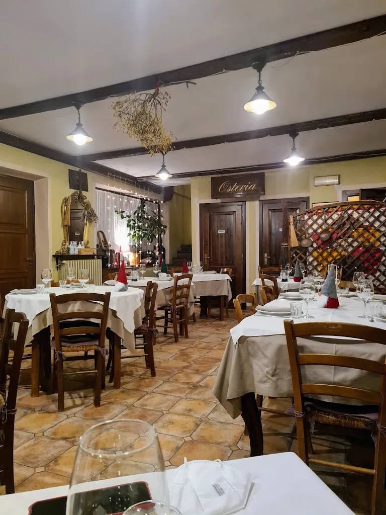 Osteria dei Binelli restaurant in Dogliani