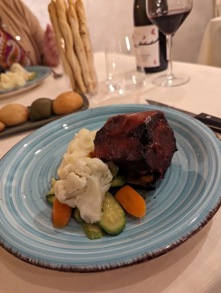 Rolf van der Hagen_La locanda del Sorriso_Dogliani_review