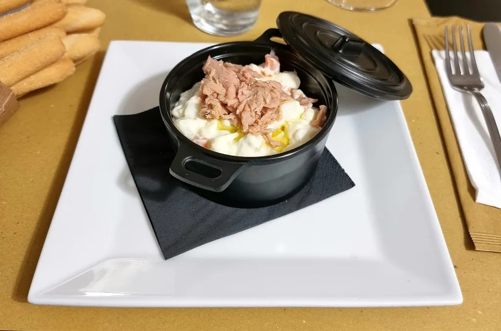 Luigi Rosso_Neh?! Vineria con Cocktails_Dogliani_review