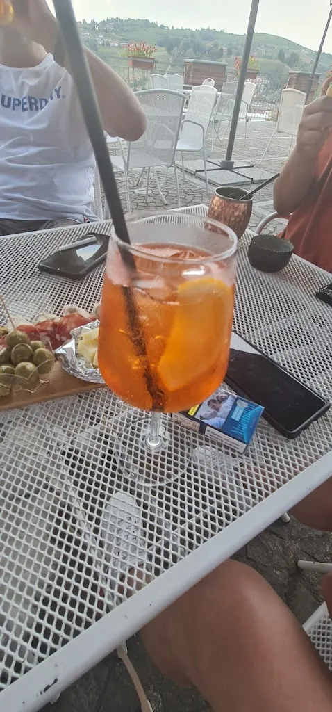 Nello_VàLANGA Bistrot_Dogliani_review