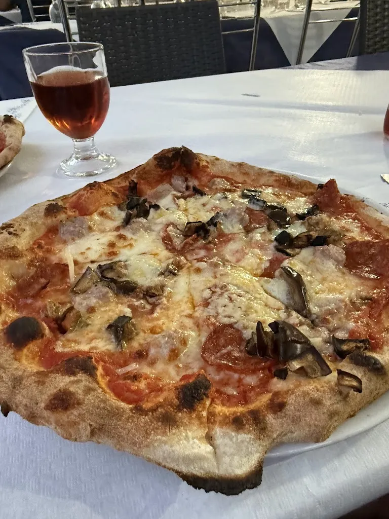 Annett Rehle_Pizzeria da Rita_Ceglie Messapica_review