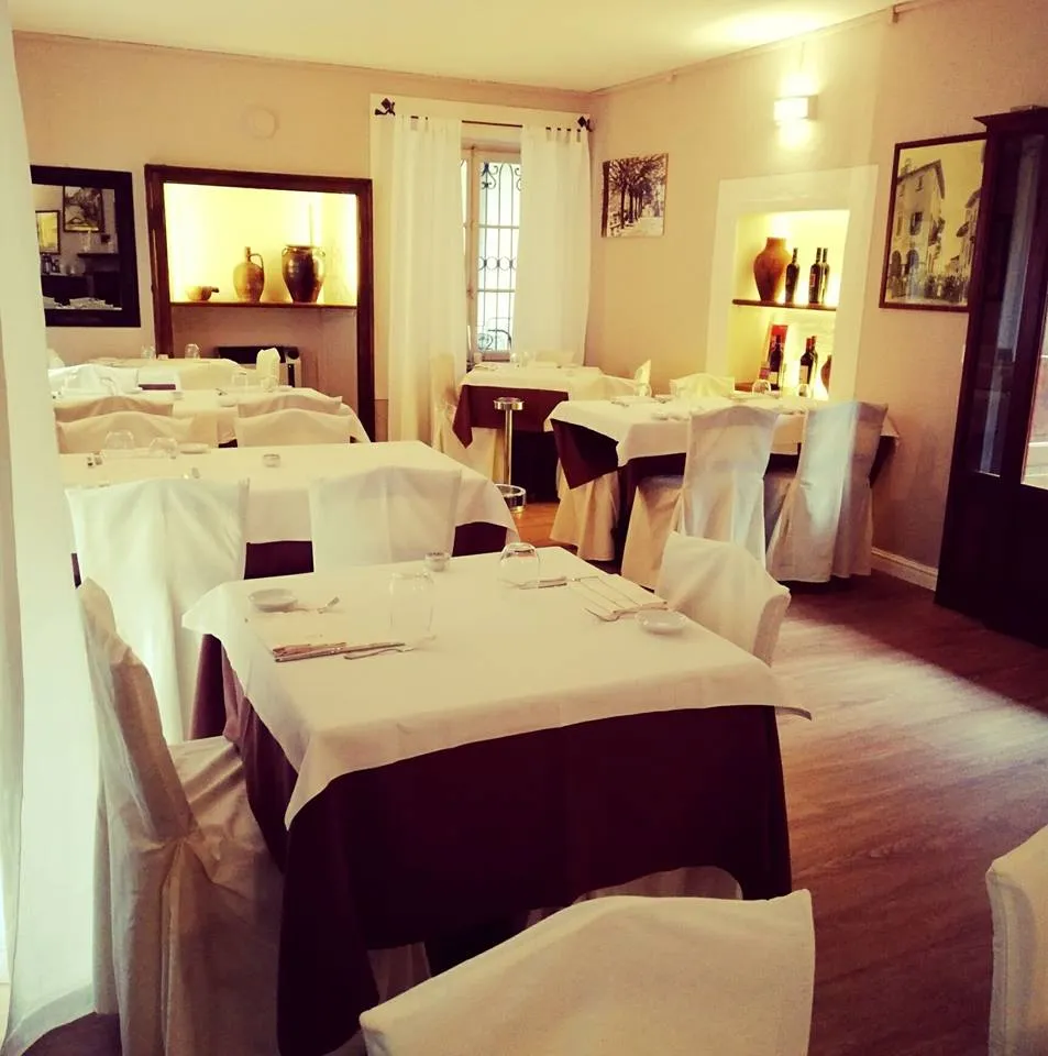 Grotto Sant'Anna restaurant in Cursolo