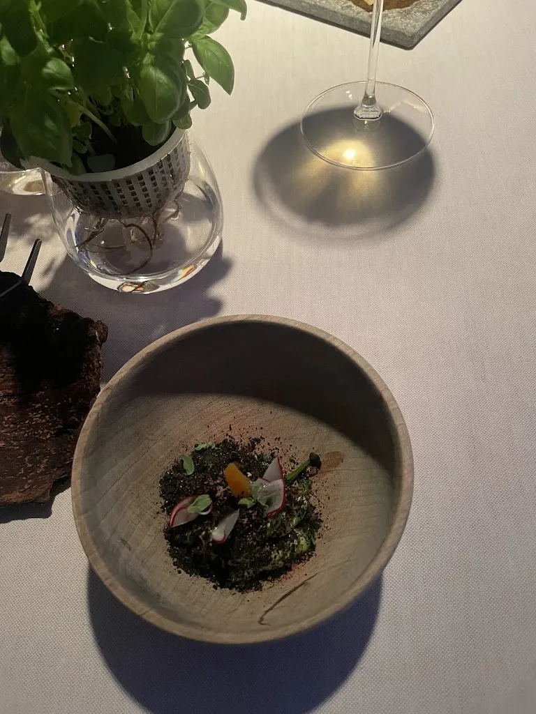 Megan Olejniczak_Piccolo Lago Restaurant_Cursolo_review