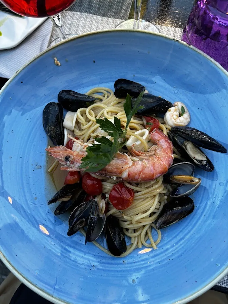 Magdalena Iwan_Lo Scalo_Cursolo_review