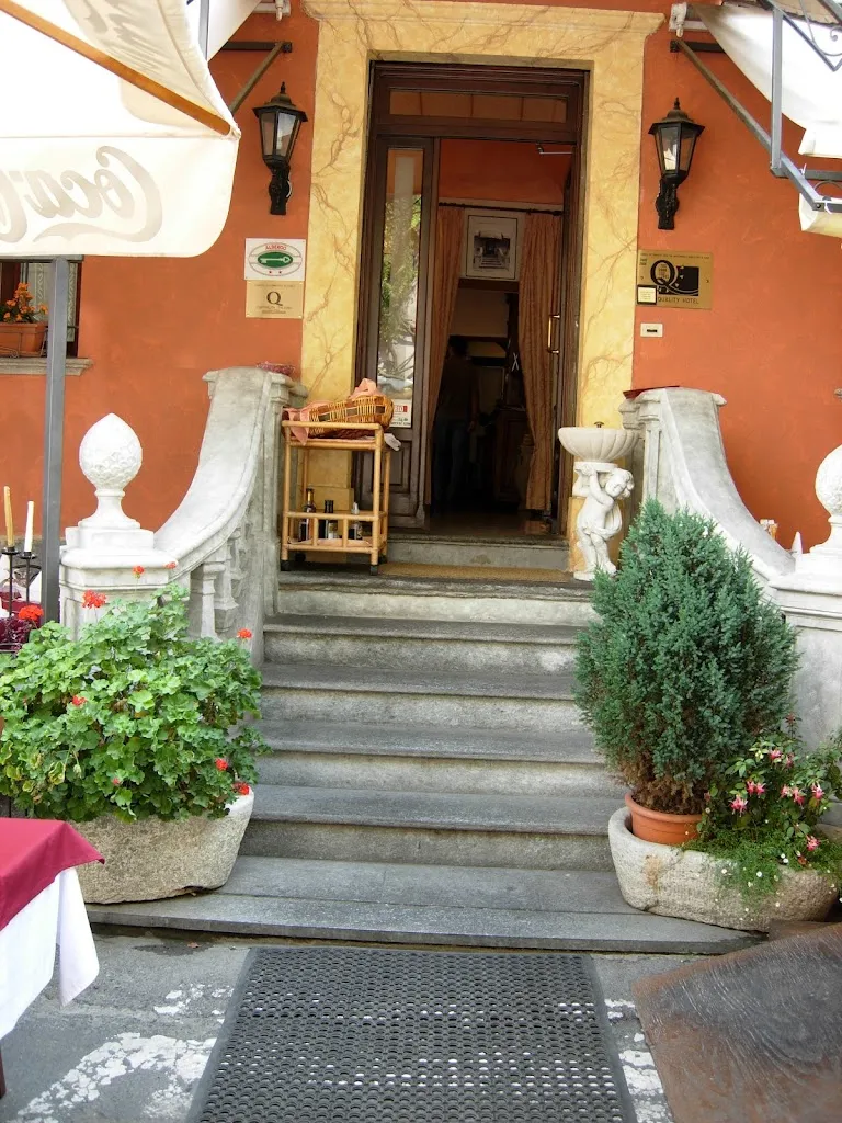 Cavallo Bianco restaurant in Dronero