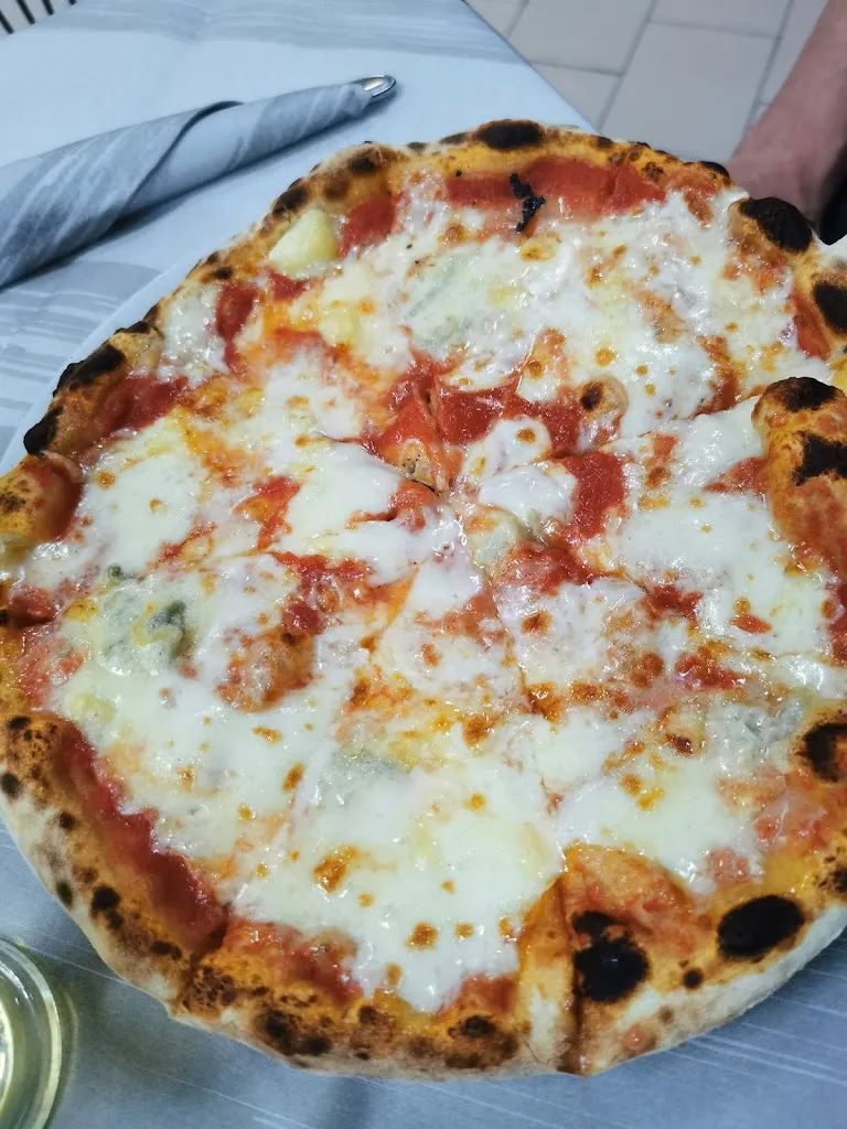 Stilingas Vaikas_Taverna Paradiso 2_Dronero_review