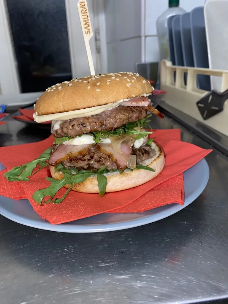 Jonathan's Pub_Dronero_slider_image_2