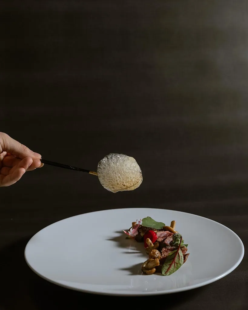 ADHOC Restaurant_Domodossola_slider_image_2