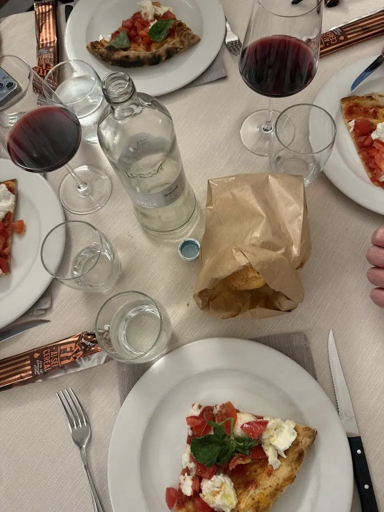 emily c_Terminus_Domodossola_review