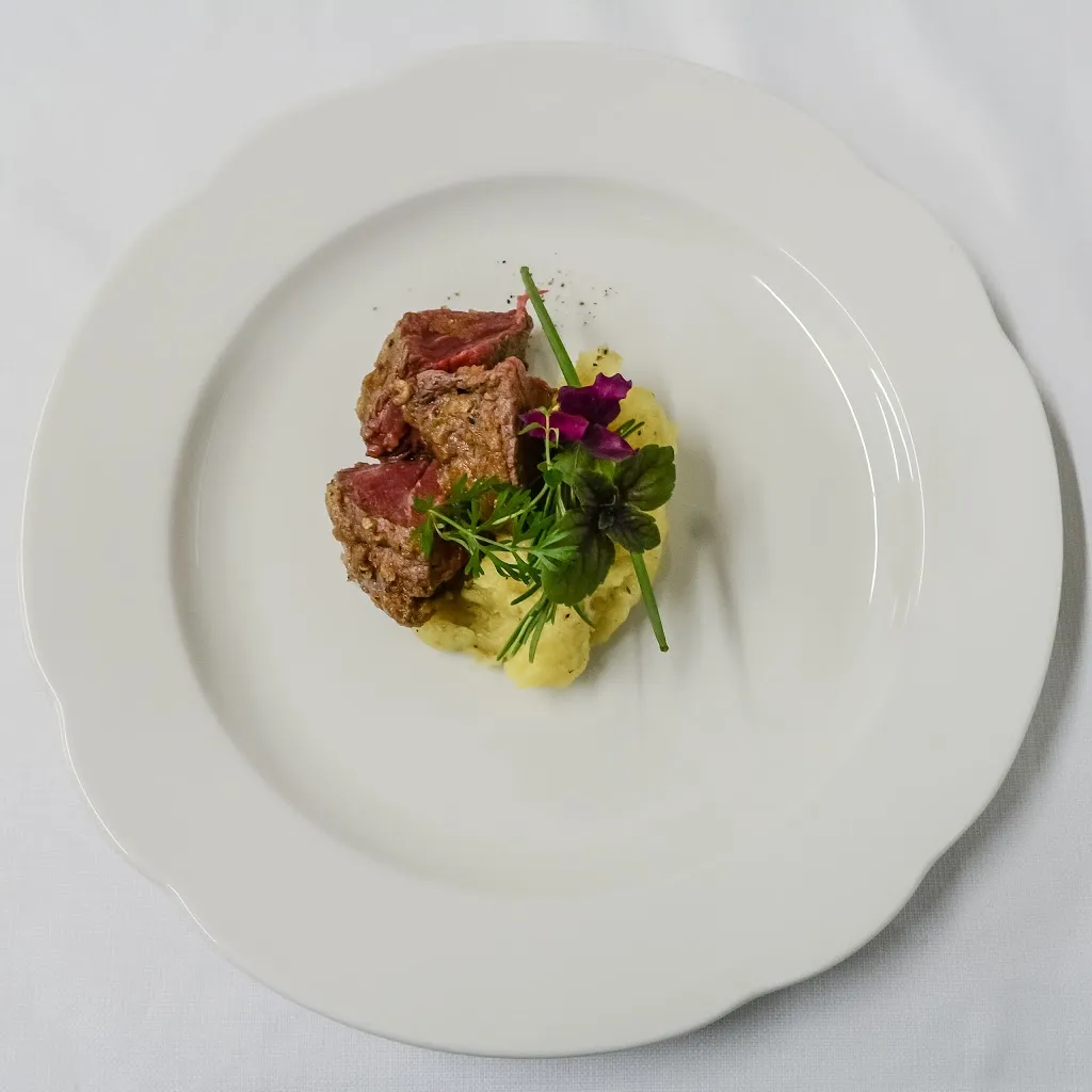 Elena Lounge Bar_Domodossola_slider_image_2