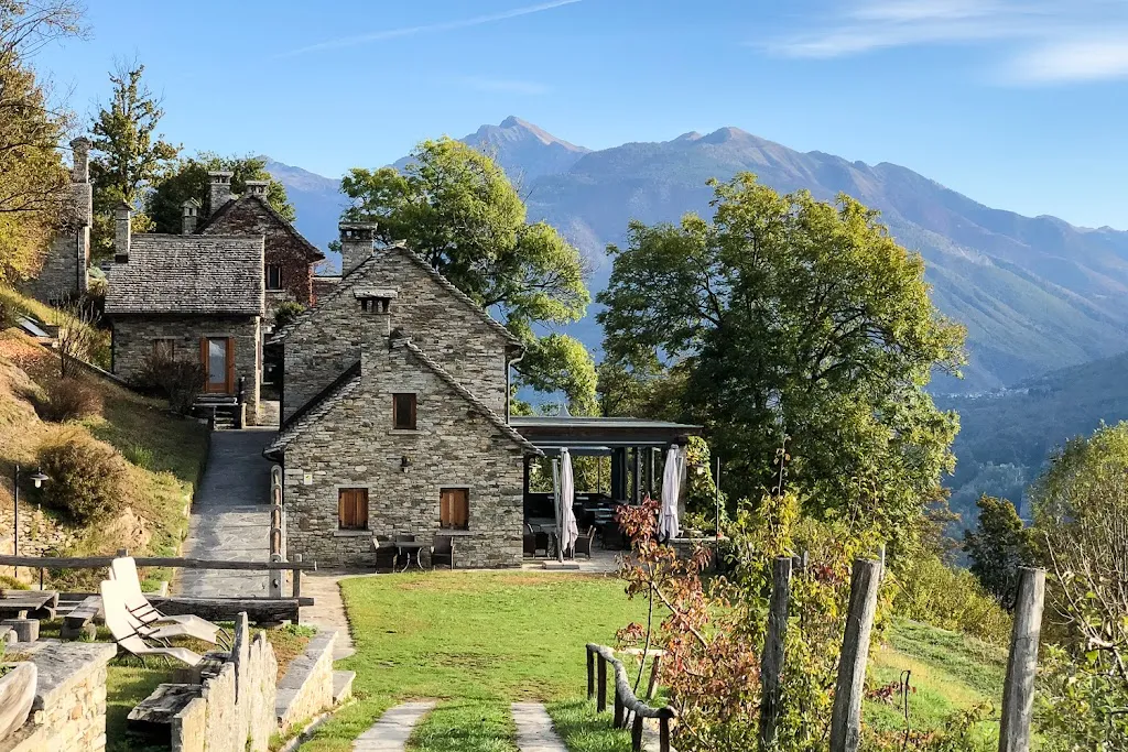 Agriturismo La Tensa_Domodossola_slider_image_1