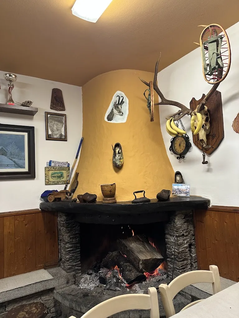 Mattia Saccaggi_La Roccia_Domodossola_recensione