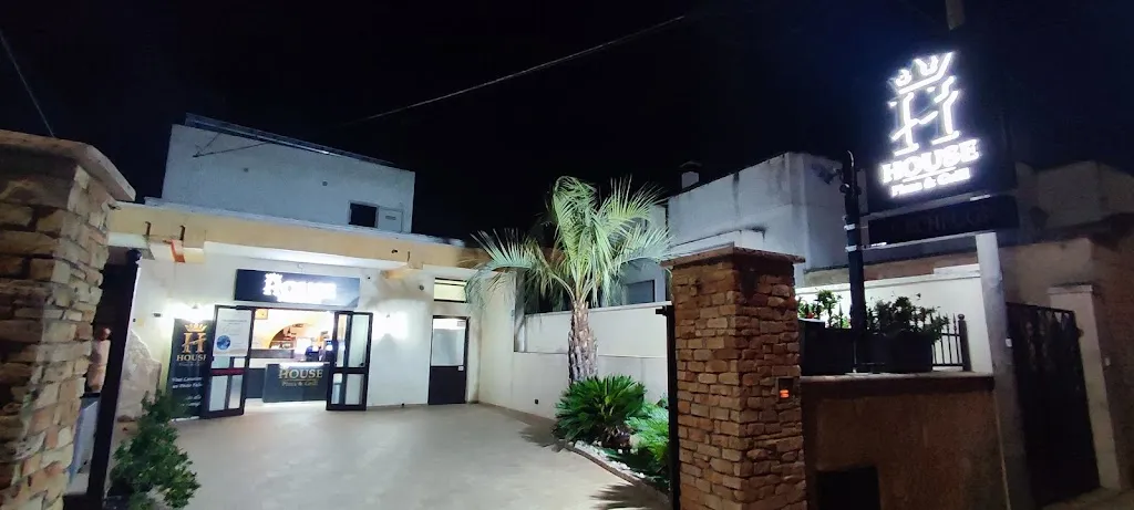House Pizza&Grill - Ristorante - Sala Eventi_Copertino_slider_image_3