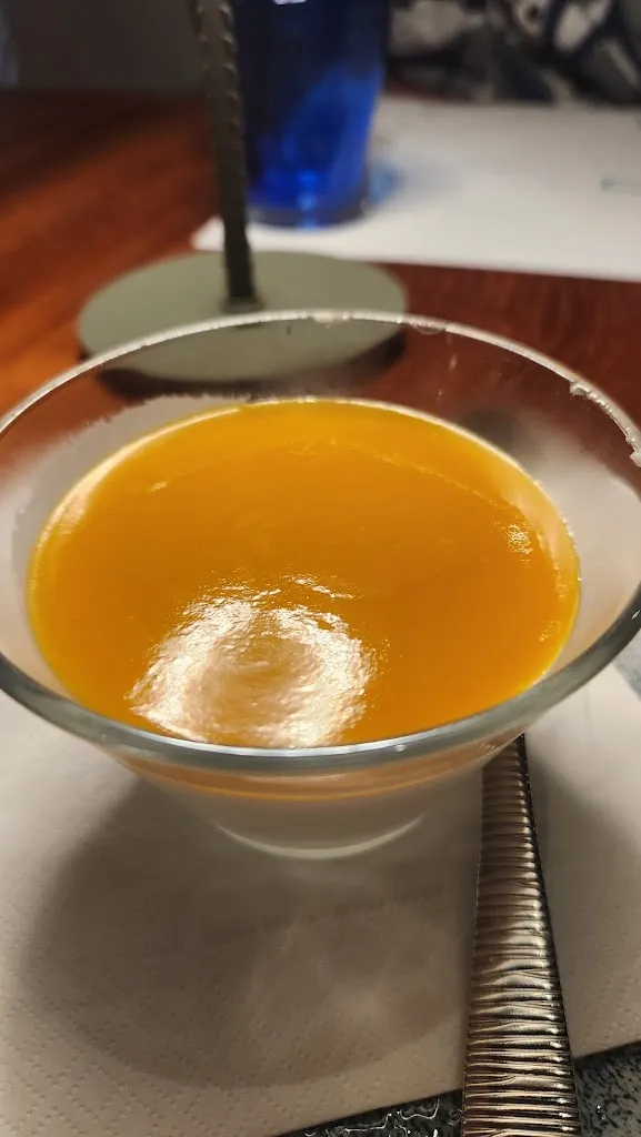 Dana M_Pirolino Beach_Dormelletto_review