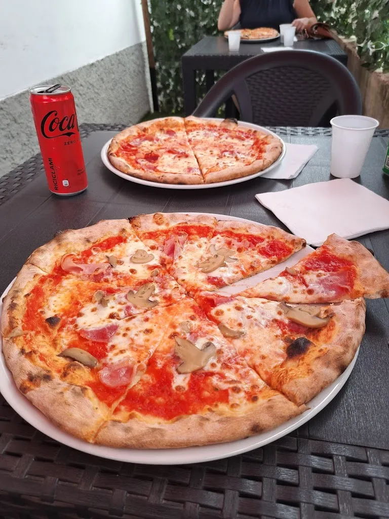 Menu_Mondo Pizza_Dormelletto_image_9