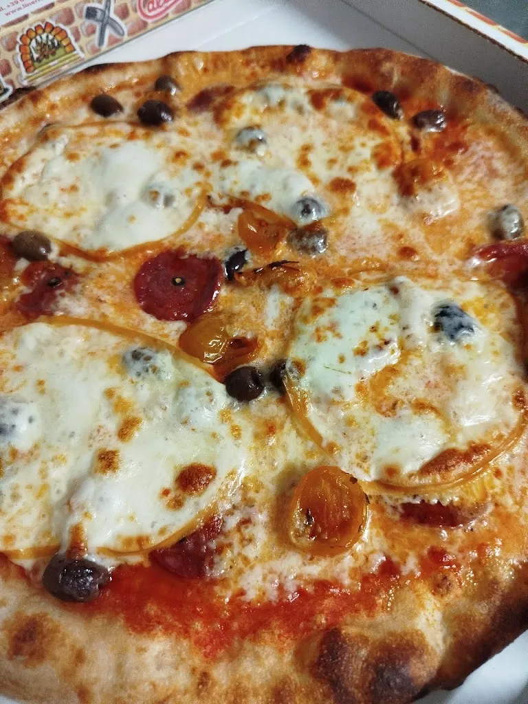 Pazzi di Pizza pizzeria, bar, piccola cucina, pizza anche d asporto_Entracque_slider_image_2