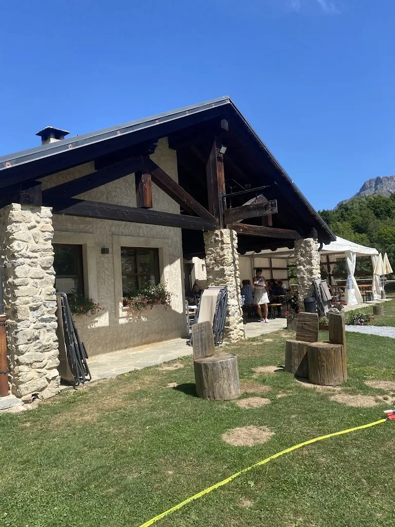 Anna Maria DALMASSO_Rifugio Esterate_Entracque_review