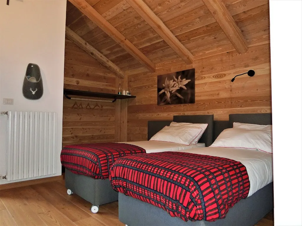 Rifugio Esterate_Entracque_slider_image_3