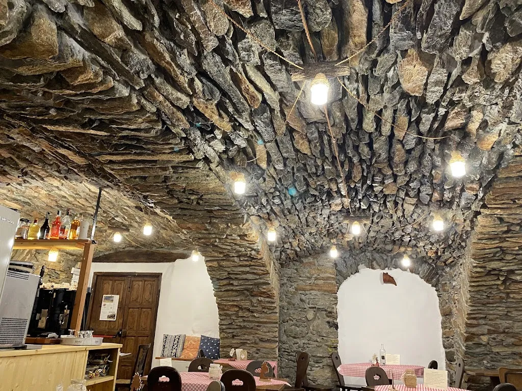 Talei_La Quadriglia_Exilles_review