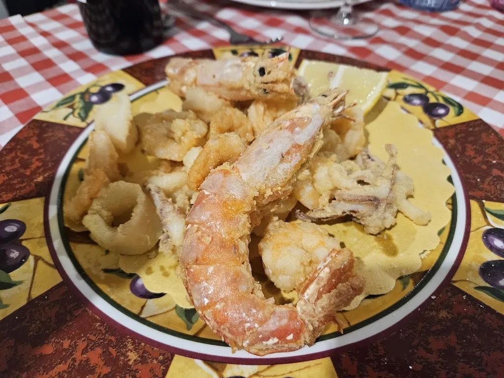 Edoardo Belussi_Vineria Osteria l'aperikrusco_Fara Novarese_review