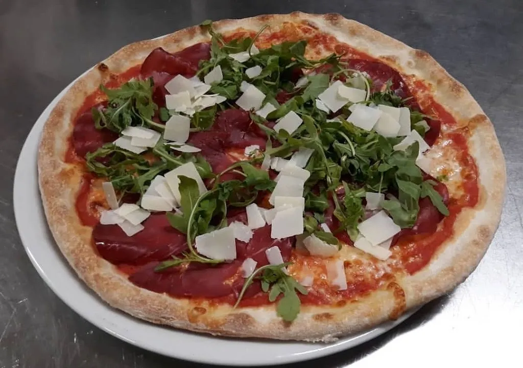 Davide Gambino_Pizzeria e trattoria Tre Caravelle da Claudio_Favari-Avatanei_review